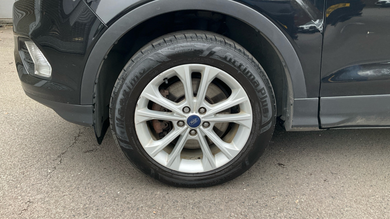 Ford Kuga 1.5 TDCi Titanium 5dr 2WD Diesel Estate